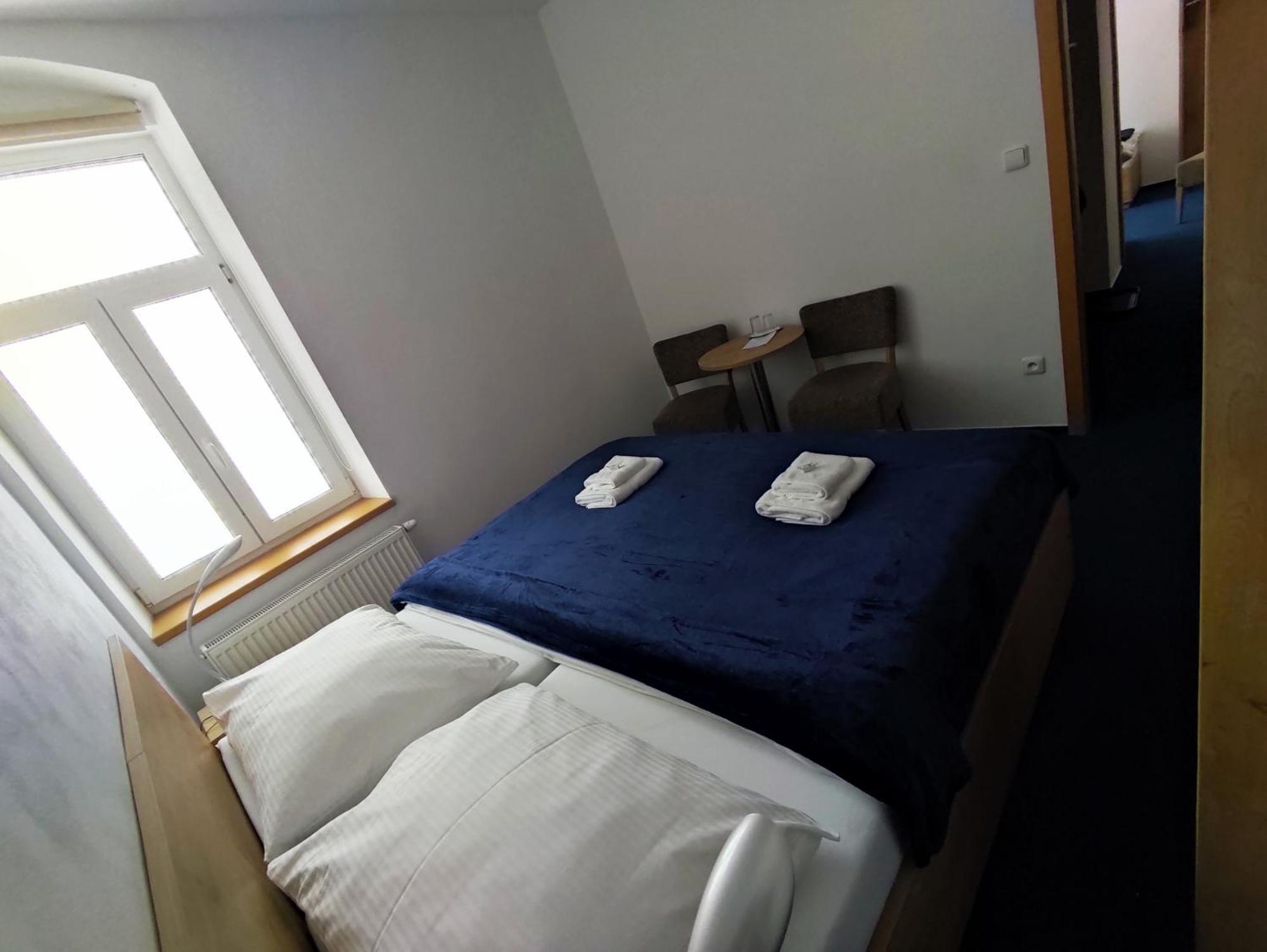 Hotel Poutni Dum Kraliky Ngoại thất bức ảnh